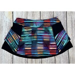 ATHLETA Laser Beam Bustle Skort‎ Size Small Stripe Geo Print Stretch Athleisure